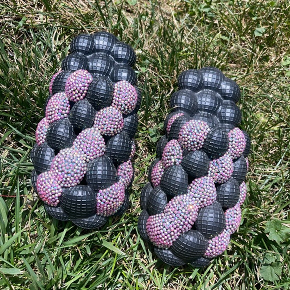 Custom Bubble Slides - Picture 1 of 2